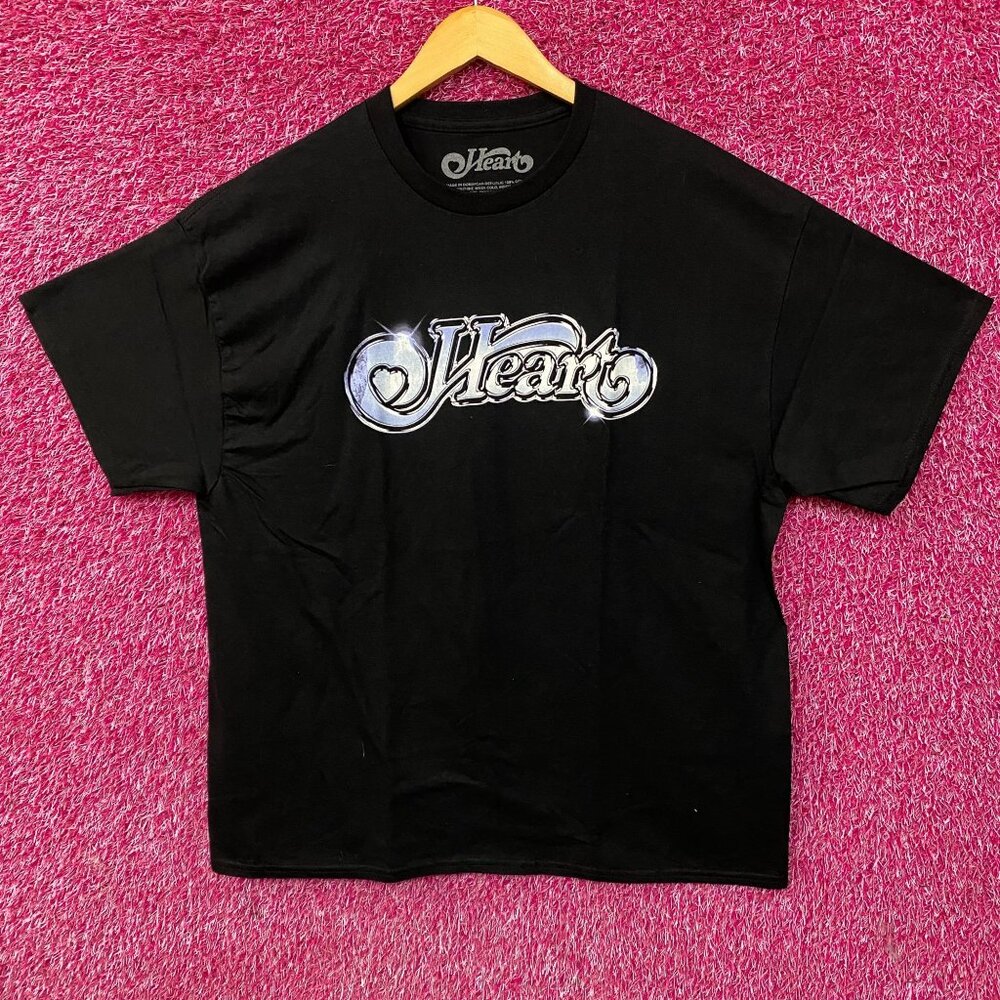 Heart Logo American Rock Band T-Shirt XL